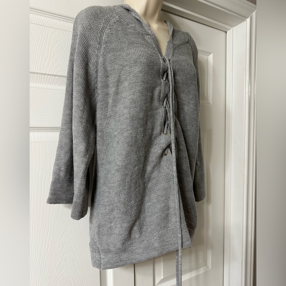 Elan Womens Lace Up Hoodie Sweater Size Medium Gray 3/4 Sleeves Oversized BOHO - Picture 4 of 11